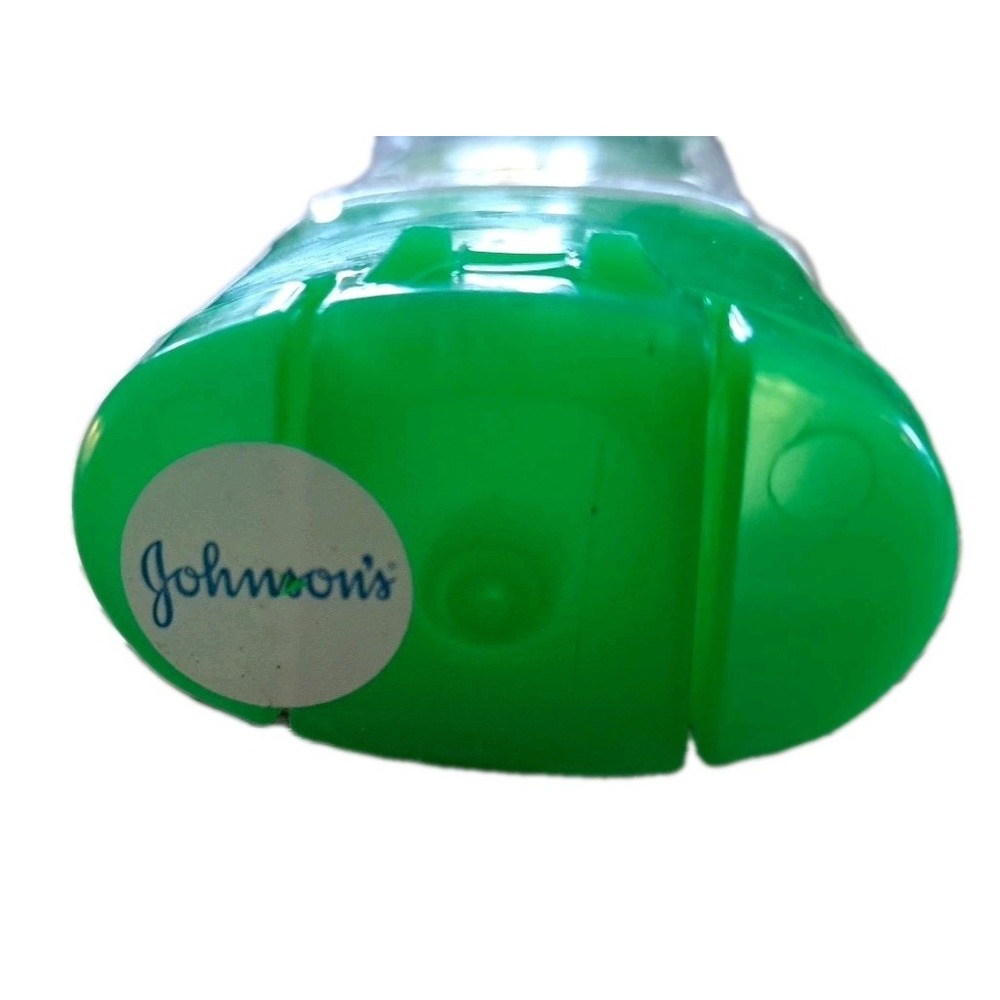 Johnson's Baby Oil Gel with Aloe Vera & Vitamin E, Baby Skin Care, 6.5 oz. - Picture 3 of 3